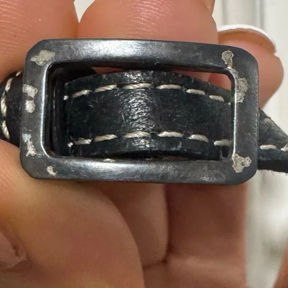 Brighton Crossbody Wallet in Black Leather - Picture 15 of 15